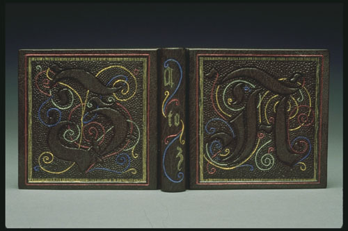 lev.JPG (43192 bytes)